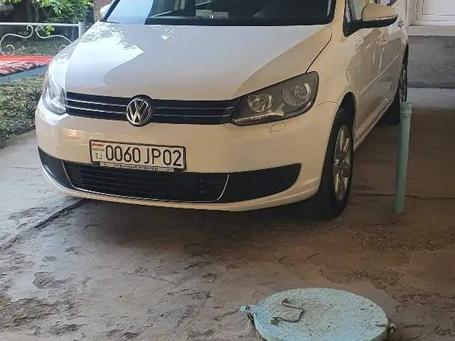 Volkswagen Touran 2011