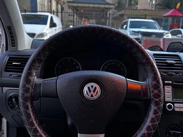 Volkswagen Golf 2009