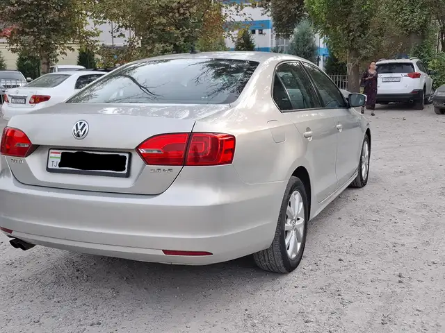 Volkswagen Jetta 2011