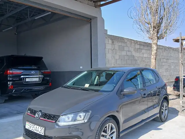 Volkswagen Polo 2015