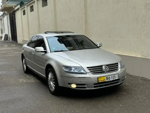 Volkswagen Phaeton 2003