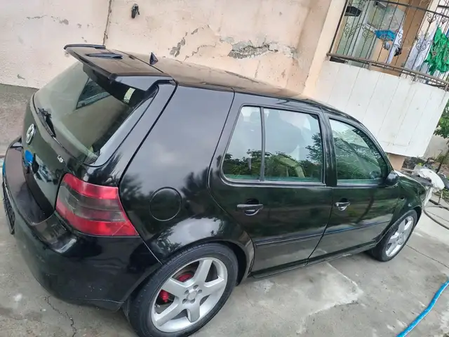 Volkswagen Golf 1998