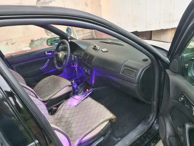 Volkswagen Golf 1998