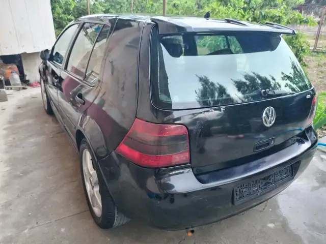Volkswagen Golf 1998