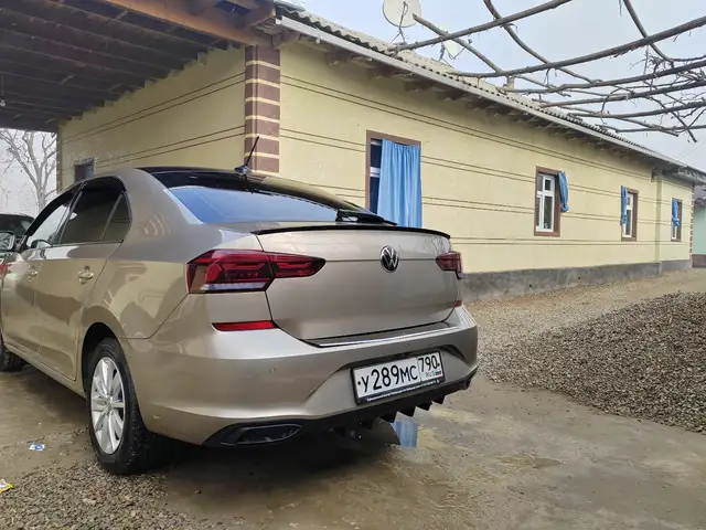 Volkswagen Polo 2021