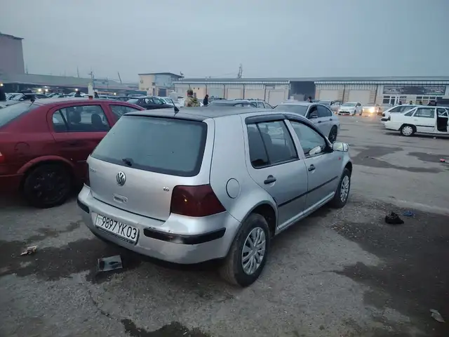 Volkswagen Golf 1999