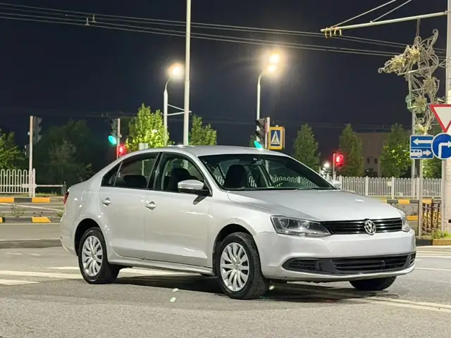 Volkswagen Jetta 2014