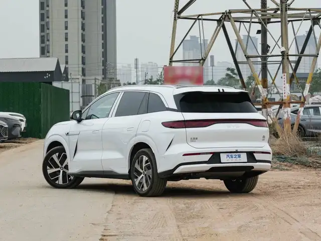 BYD Tang 2025