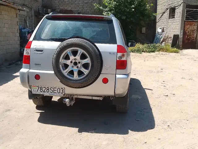 Volvo 240 2011