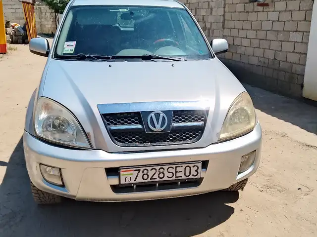 Volvo 240 2011