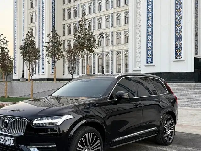 Volvo XC90 2023