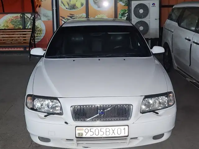Volvo S80 2000