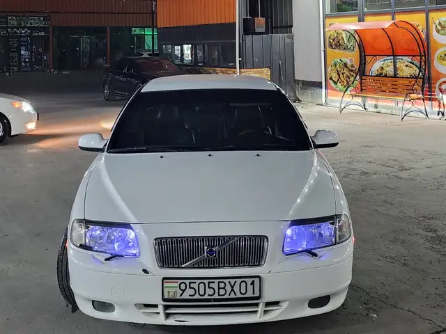 Volvo S80 2000