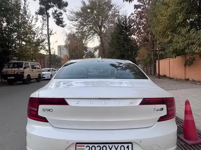 Volvo S90 2017