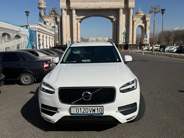 Volvo XC90 2019