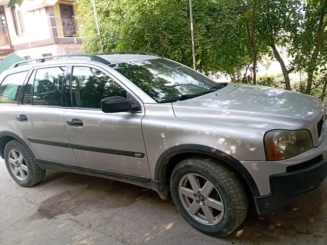 Volvo XC90 2005