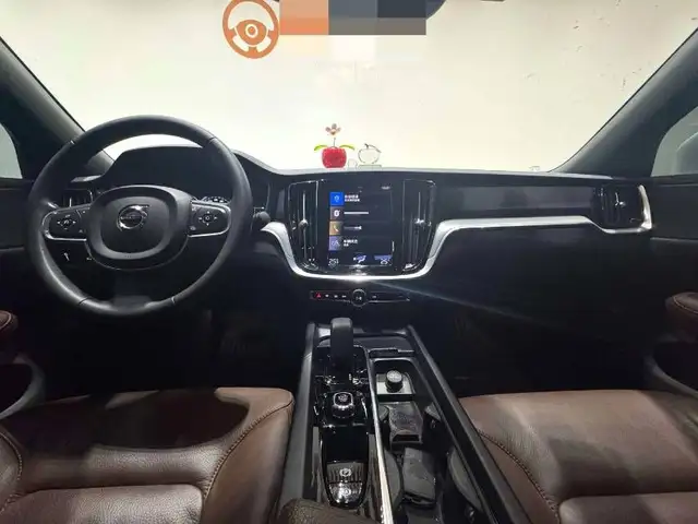 Volvo S60 2022