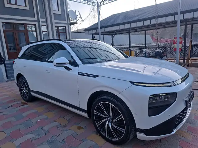 Xpeng G9 2023