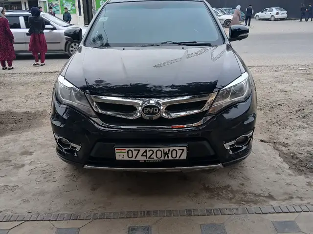 BYD S7 2015