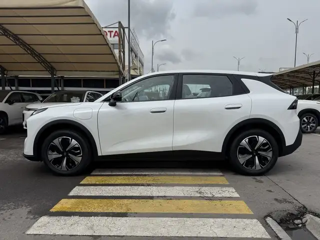 BYD E2 2026