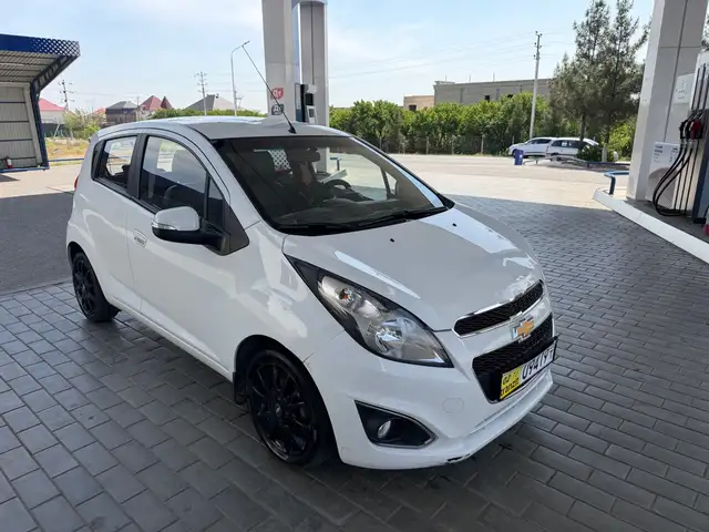Chevrolet Spark 2015