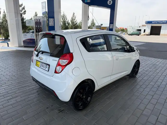 Chevrolet Spark 2015