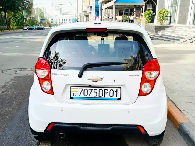 Chevrolet Spark 2015