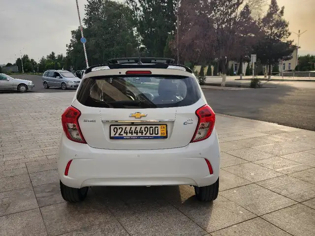 Chevrolet Spark 2015