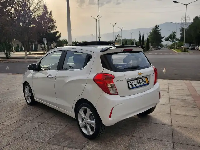 Chevrolet Spark 2015