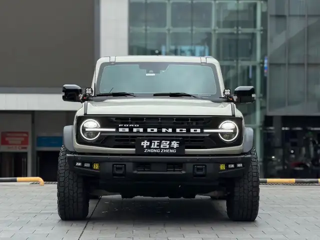 Ford Bronco 2024