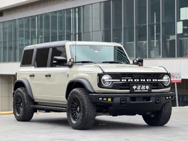 Ford Bronco 2024