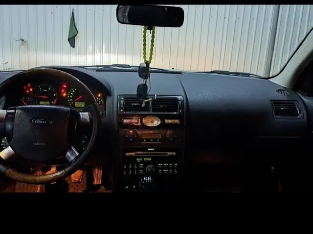 Ford Mondeo 2004