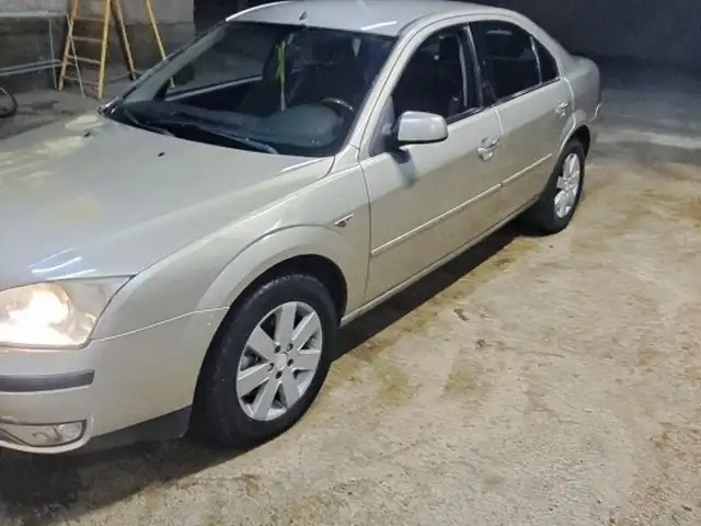 Ford Mondeo 2004