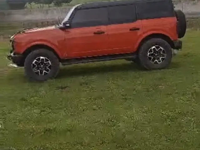 Ford Bronco 2024