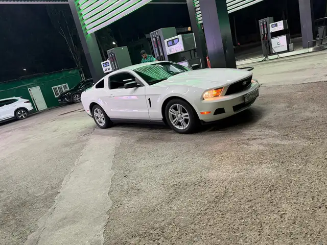Ford Mustang 2011