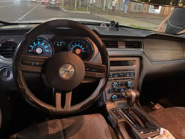 Ford Mustang 2011