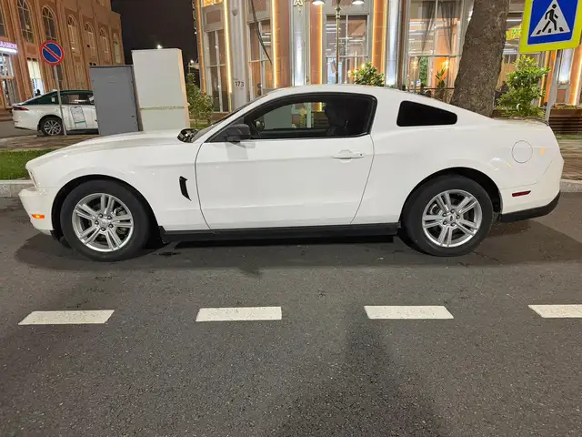 Ford Mustang 2011