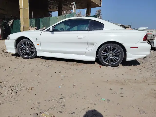 Ford Mustang 1998