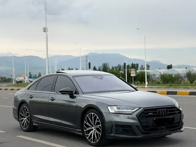 Audi A8 2020