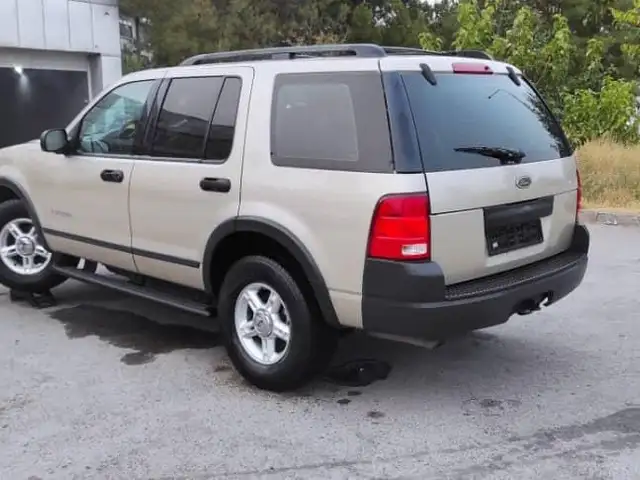 Ford Explorer 2005