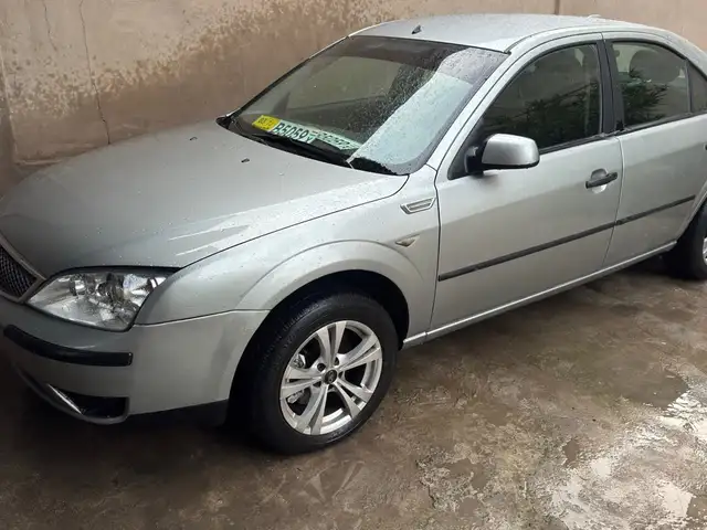 Ford Mondeo 2004