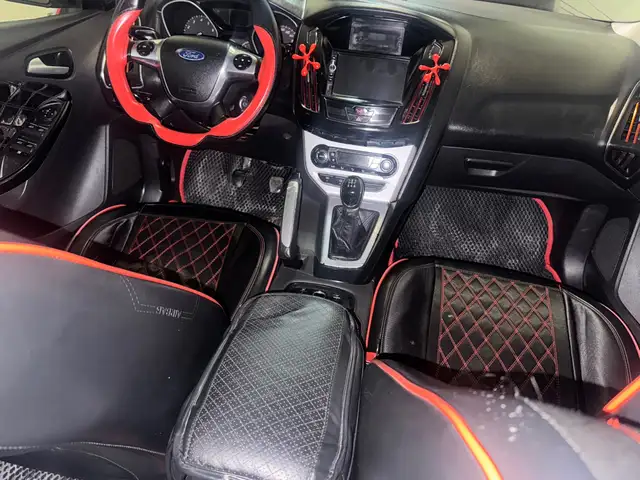 Ford Focus 2013