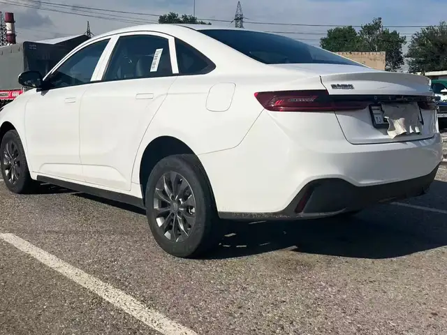 Geely Geometry 2023