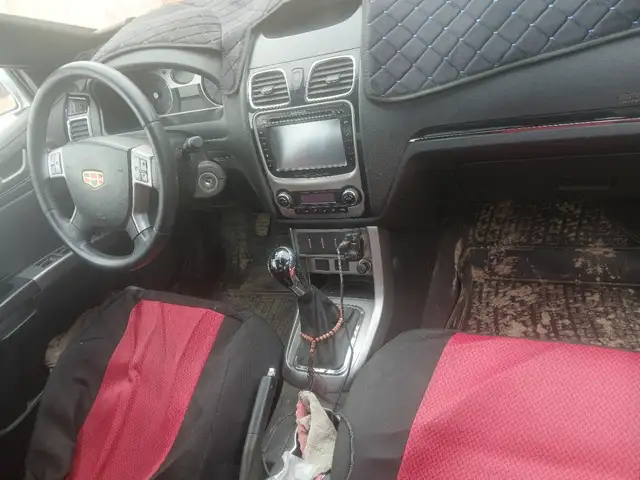 Geely Emgrand 2012
