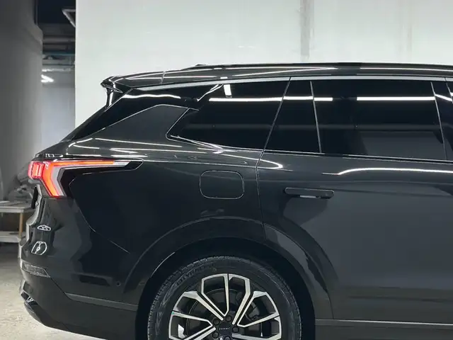 Geely Lynk & Co 06 2022