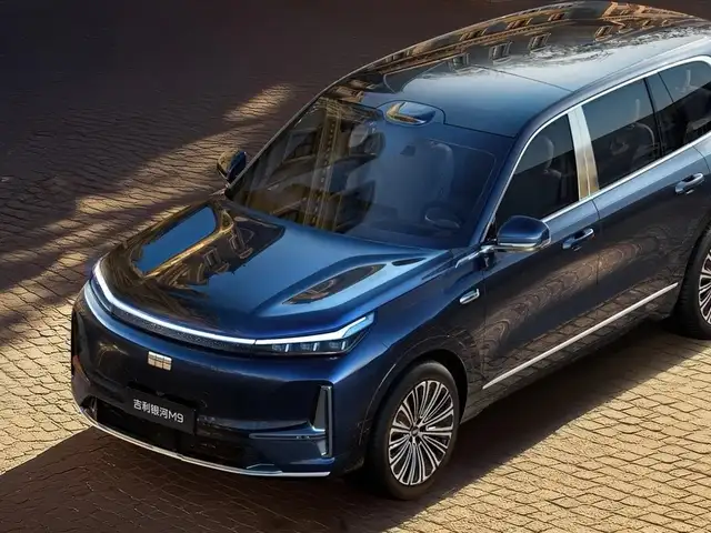 Geely Galaxy М9 2026