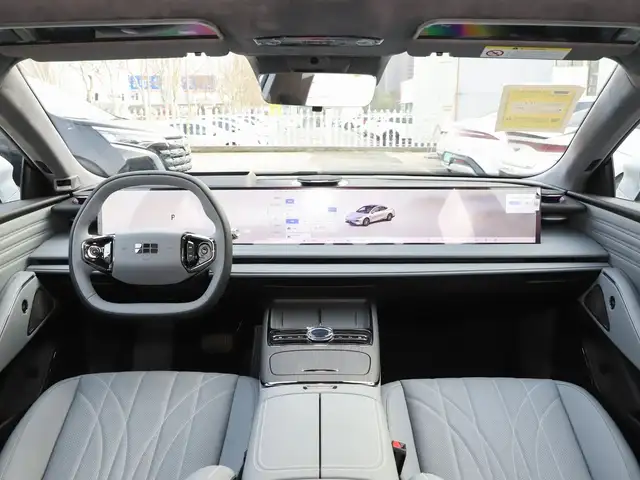 Geely Galaxy E8 2025