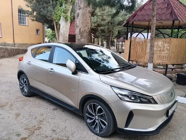 Geely Emgrand 2019