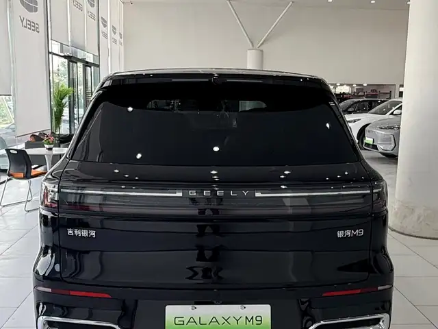 Geely Galaxy М9 2026