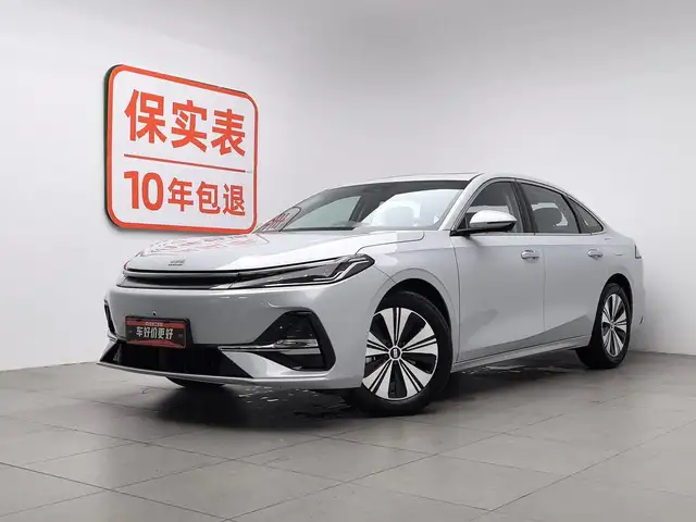 Geely Livan RL7 2026